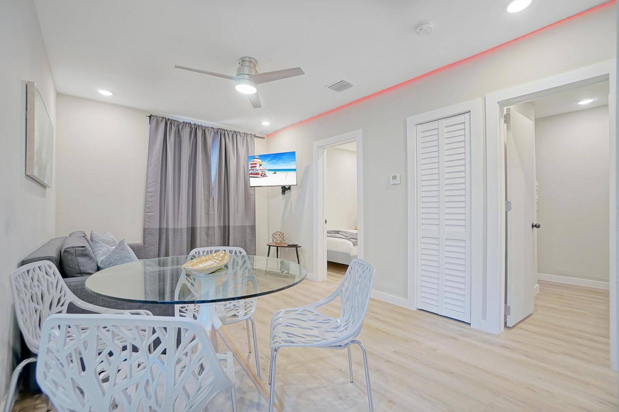 Stylish Miami Suite - Self Check-In エクステリア 写真